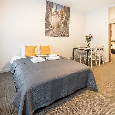 Paile Gare Du Nord Apartment Brussel Bagian luar foto