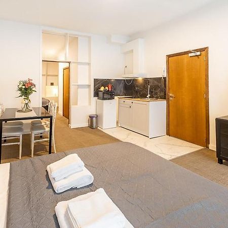 Paile Gare Du Nord Apartment Brussel Bagian luar foto